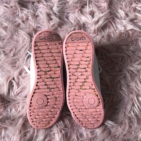 Girls Reebok Shoes - Picture 6 of 7